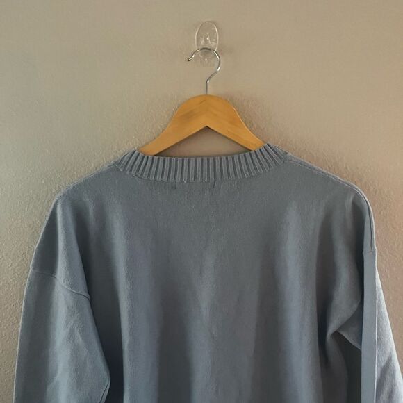 NEW Juniors SZ Meduim Azure Light Blue Sweater - Picture 13 of 16